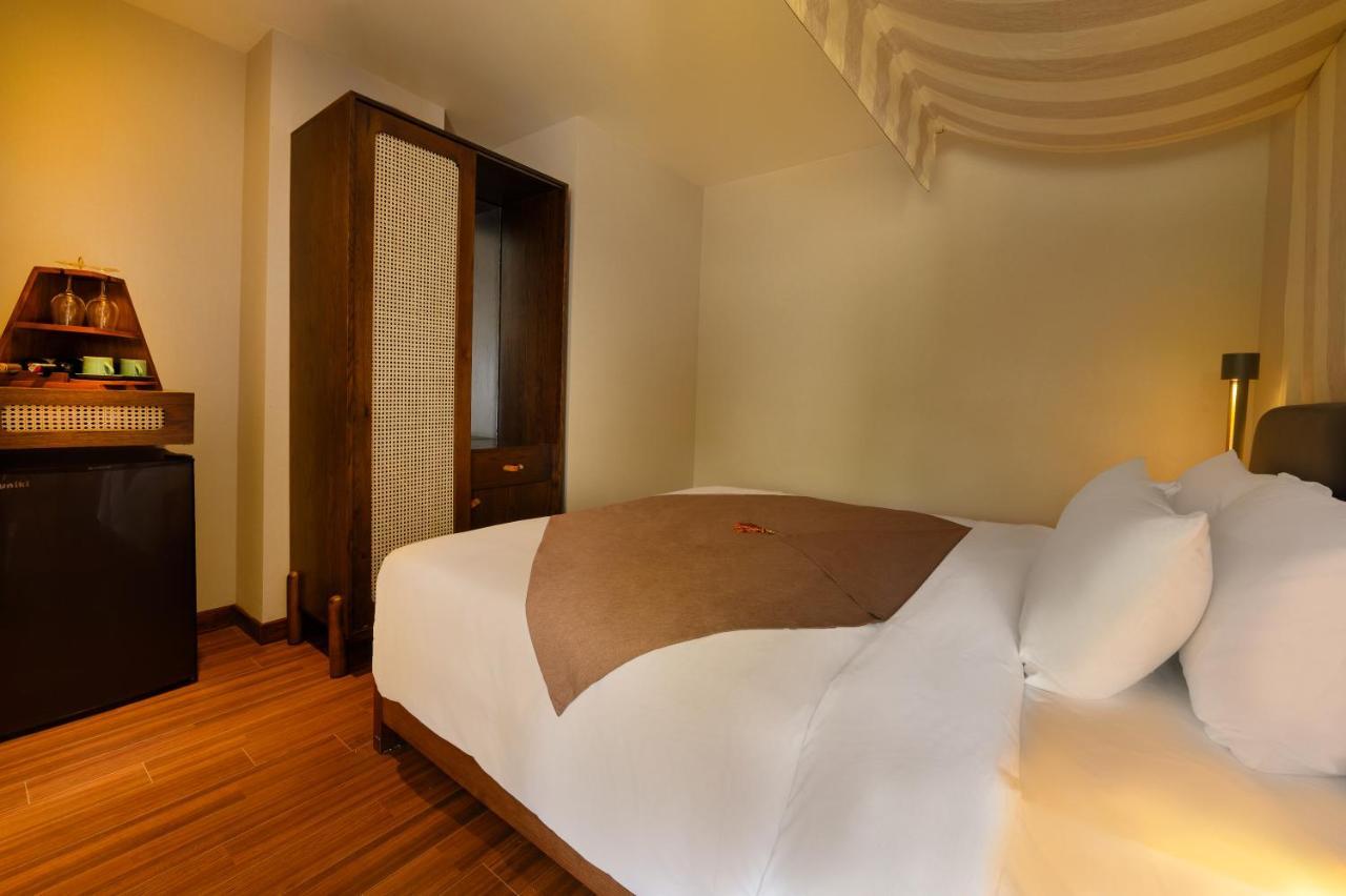 The Blossom Hoi An Ocean Front Hotel & Spa 외부 사진